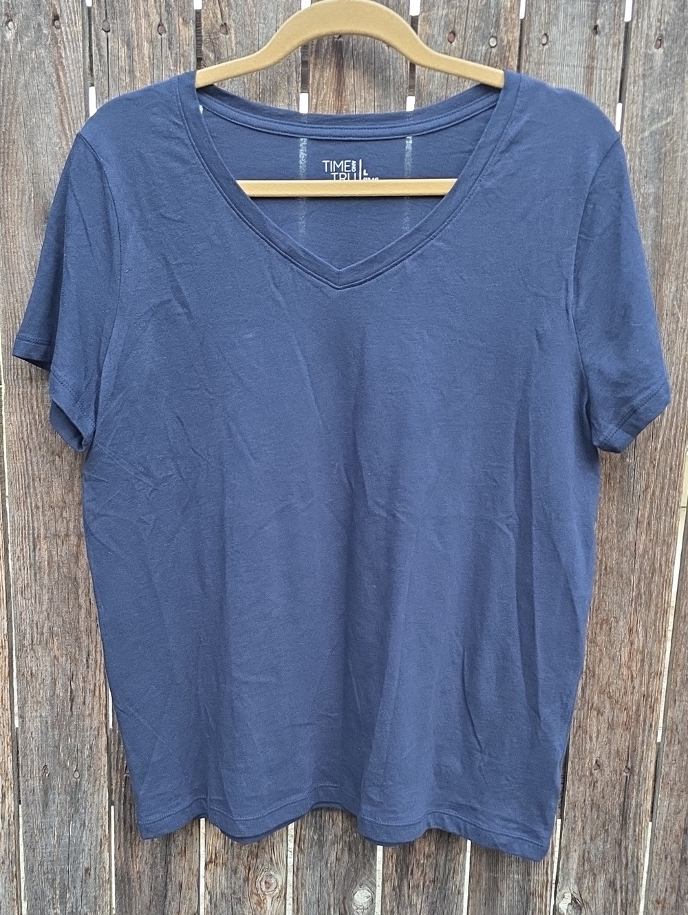 Time and Tru Navy V-Neck Short Sleeve Tee 100% Cotton
